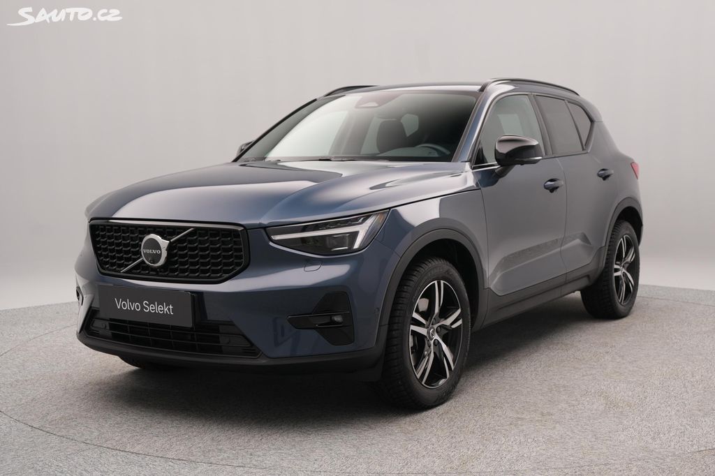Volvo XC40, B3 DARK PLUS CZ 1.maj